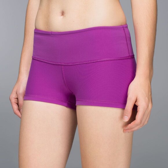 GENUINE Lululemon Boogie Short *Full-On Luon SIZE 6 - Picture 1 of 5